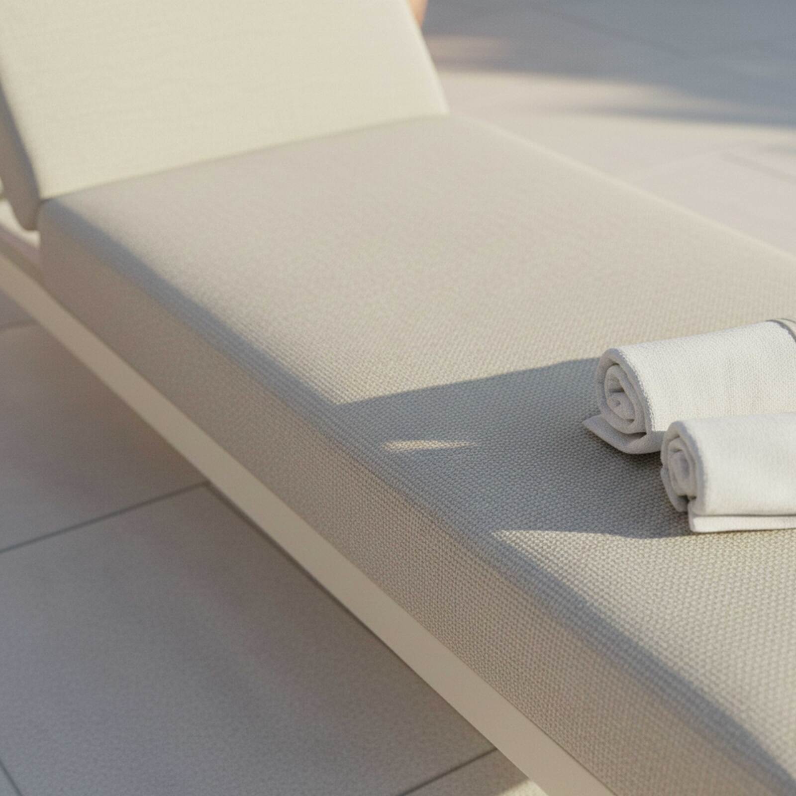 Sonnenliege aus Aluminium mit 5-fach verstellbar mit Kissen