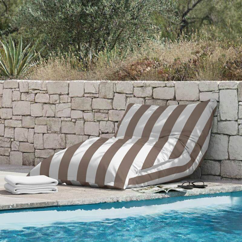 Leere wasserdichte Hülle im gestreiften XXL Sitzsack 180x145 cm (2/3)