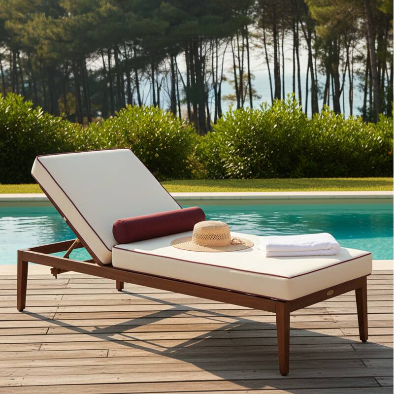Sonnenliege aus Aluminium in Holzoptik 4-fach verstellbar und Kissen  - Lifestyle