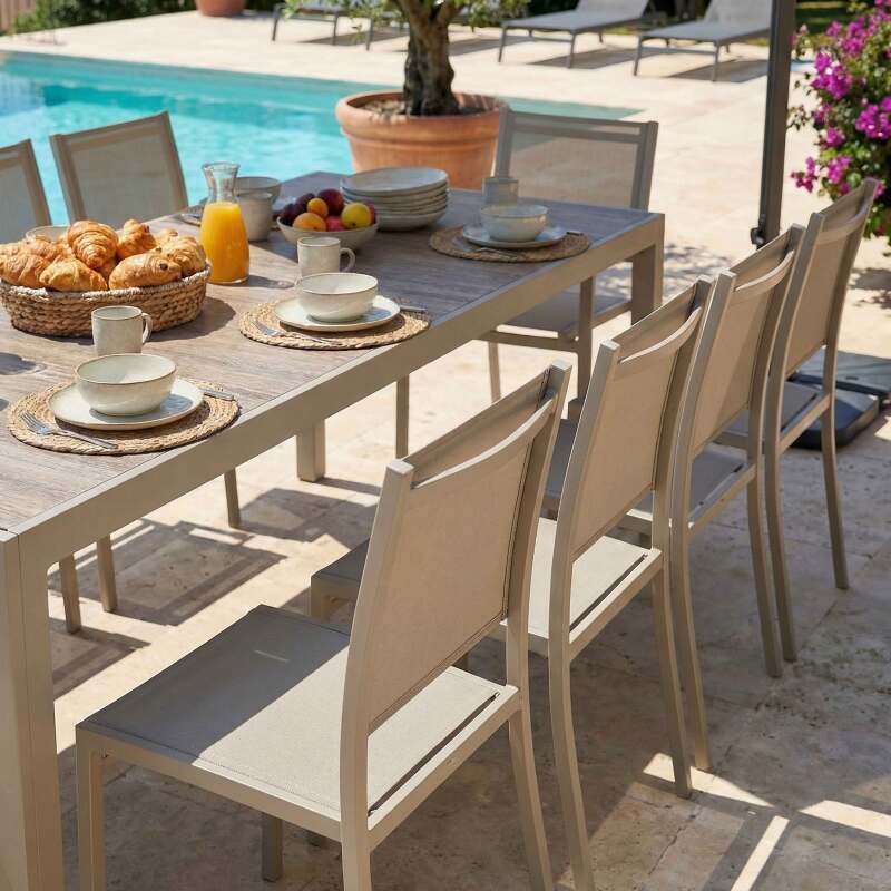 Gartentisch aus Aluminium und Keramik mit Holzoptik, 206x100 cm, und 10 Stühle aus Textilen (2/8)