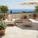 Modulare Gartenmöbel für 4 Personen bestehend aus 1 Sessel, 1 Ecksessel, 1 Chaiselongue und 1 Sitzsack im gestreiften Design
