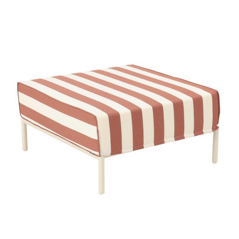 Sitzsack im gestreiften Design für ein modulares Outdoor-Sofa