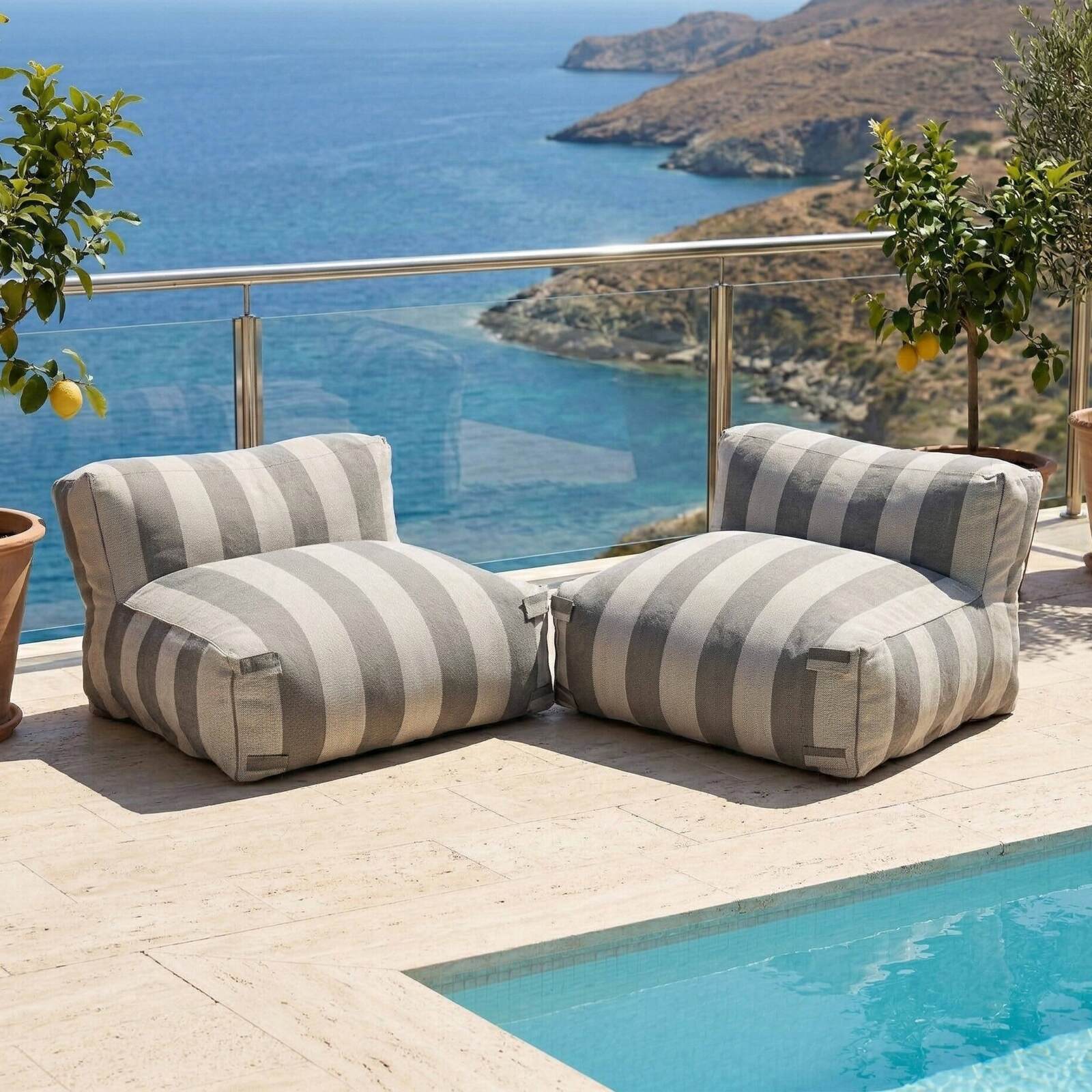 Modulare Gartenmöbel für 2 Personen bestehend aus 2 gestreiften Sesseln 
