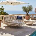 Modulare Gartenmöbel für 4 Personen bestehend aus 1 Sessel, 1 Ecksessel, 1 Chaiselongue und 1 Sitzsack im gestreiften Design