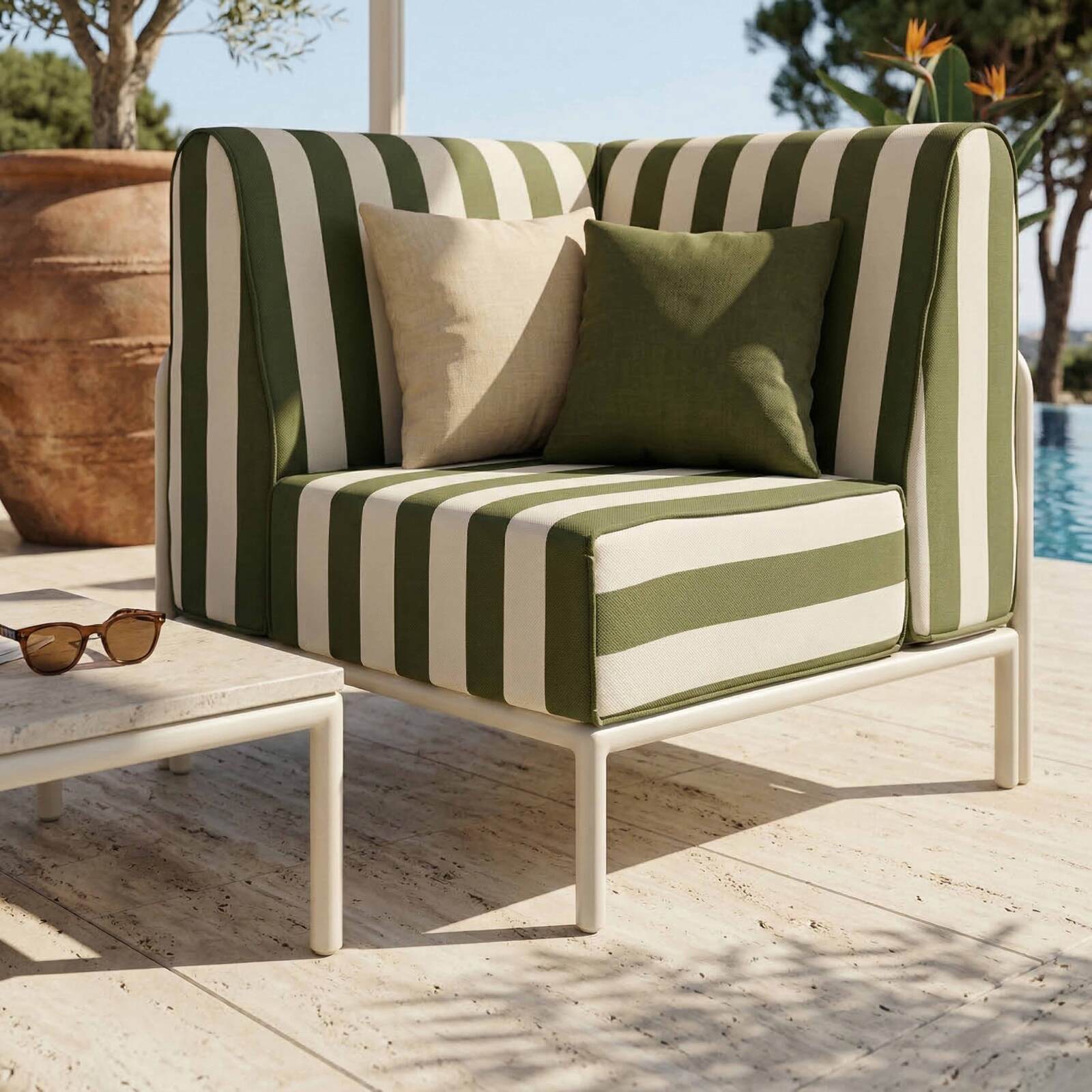 Ecksessel im gestreiften Design für modulare Outdoor-Sofa