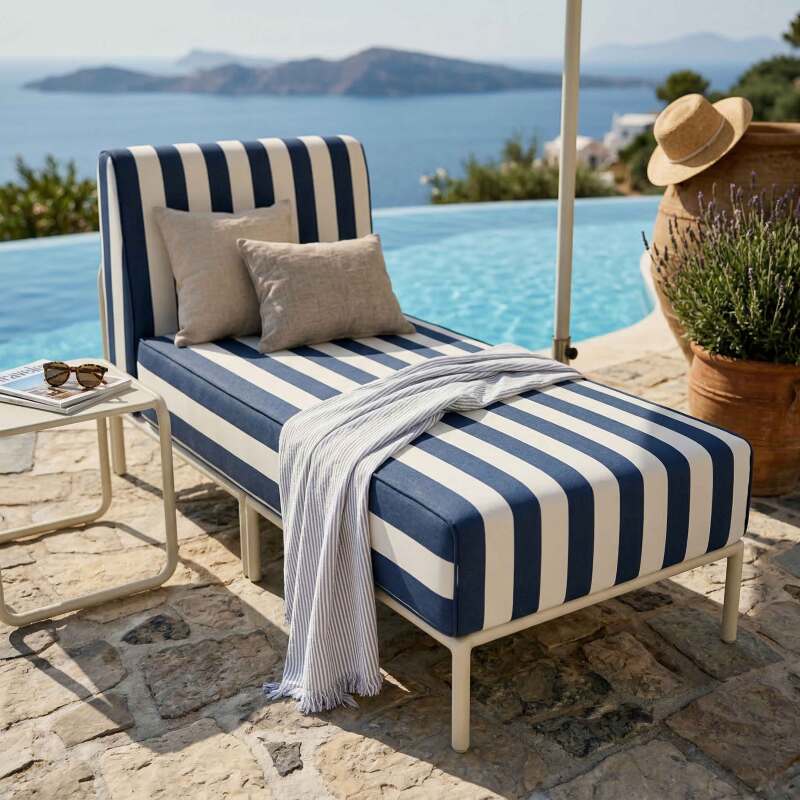 Chaiselongue im gestreiften Design für ein modulares Outdoor-Sofa (2/8)
