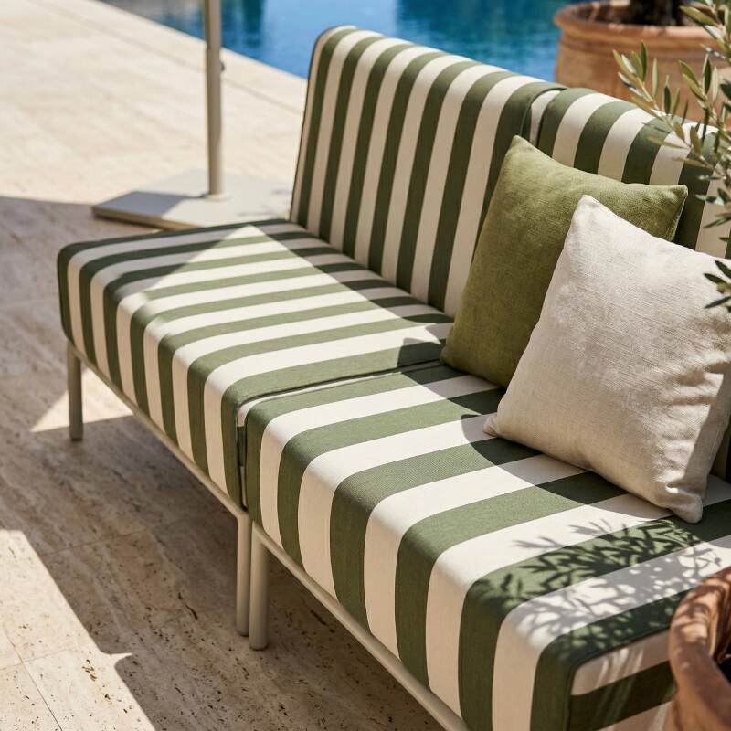 Modulare Gartenmöbel für 2 Personen bestehend aus 2 Sesseln im gestreiften Design (2/7)