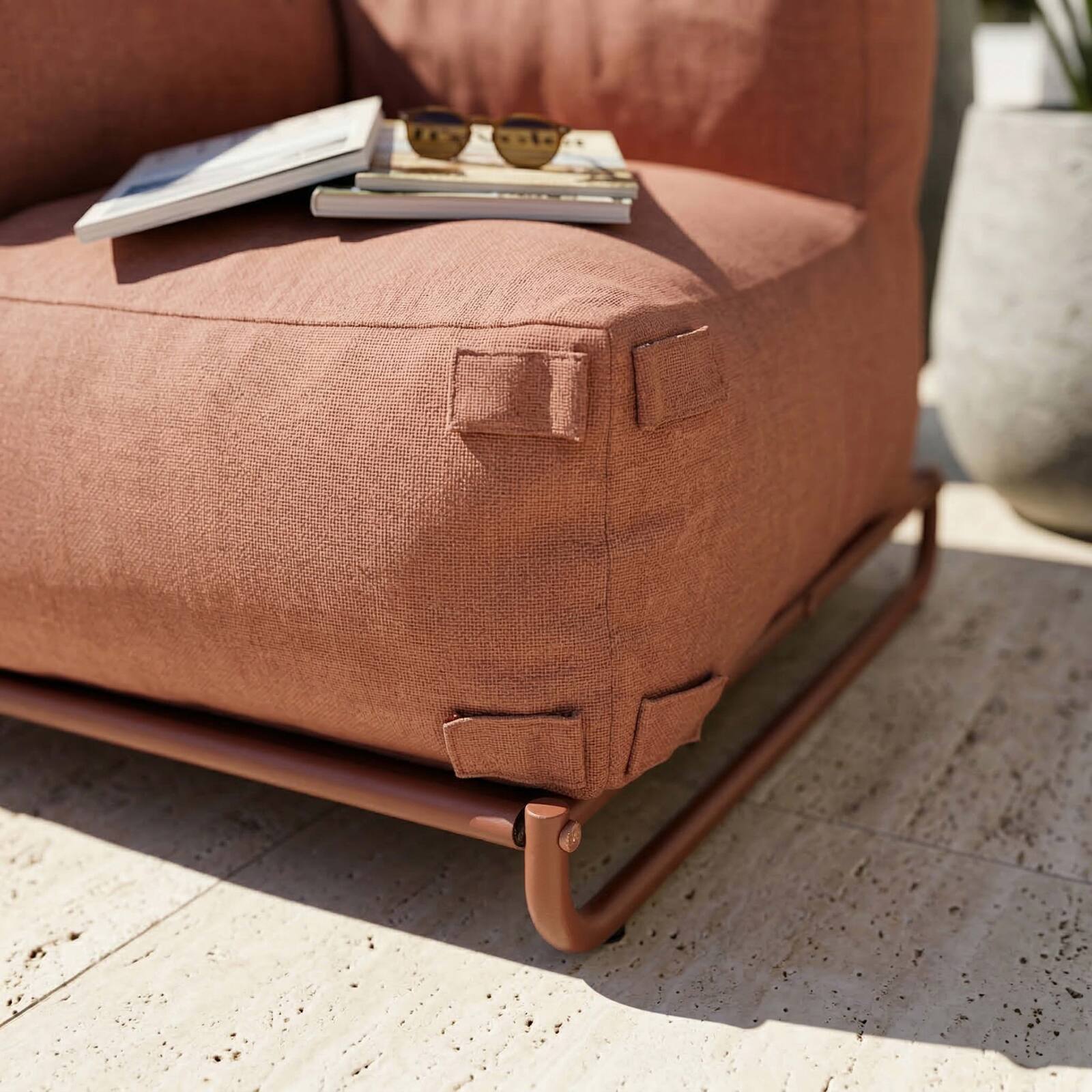 Ecksessel für modulare Outdoor-Sofa mit Gestell