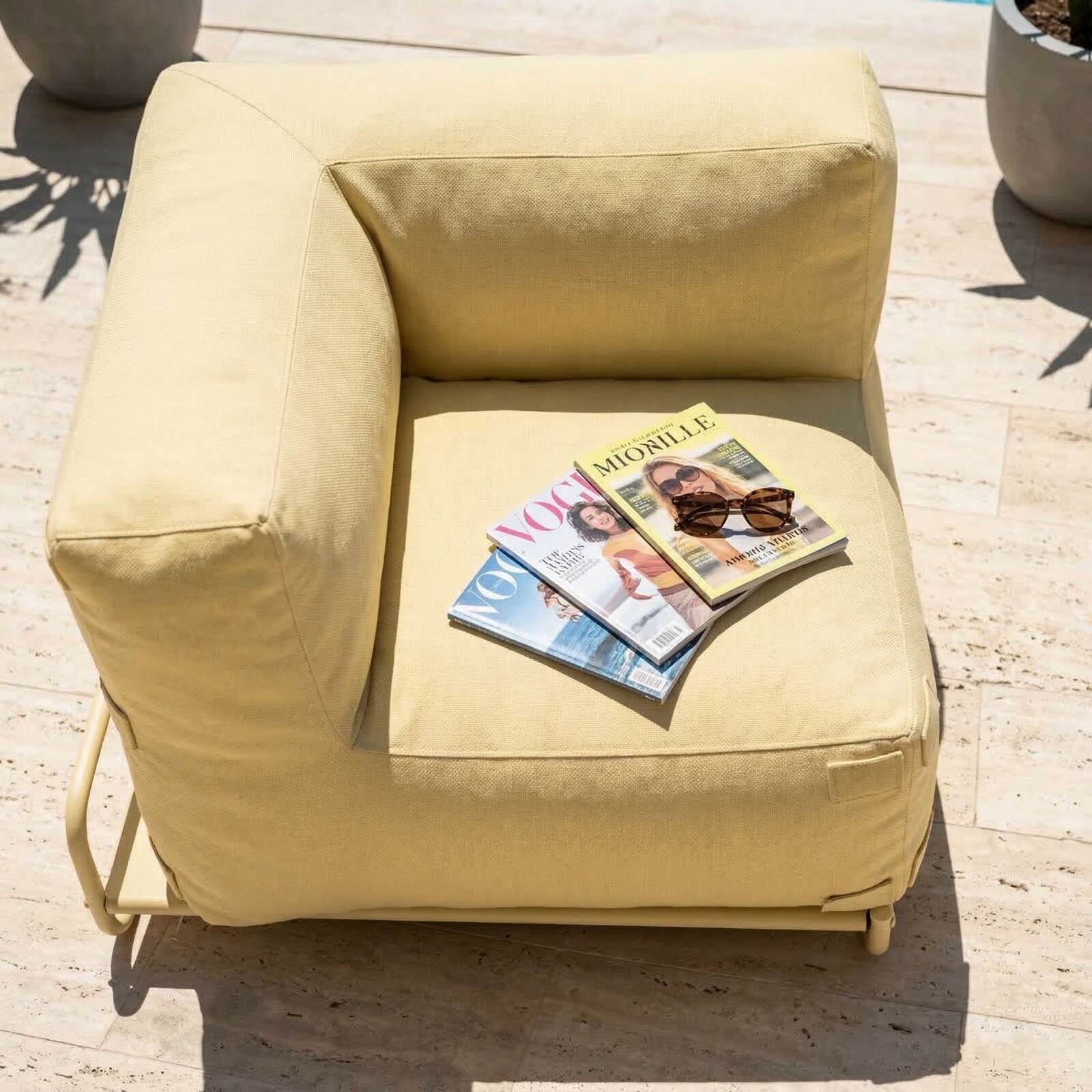 Ecksessel für modulare Outdoor-Sofa mit Gestell