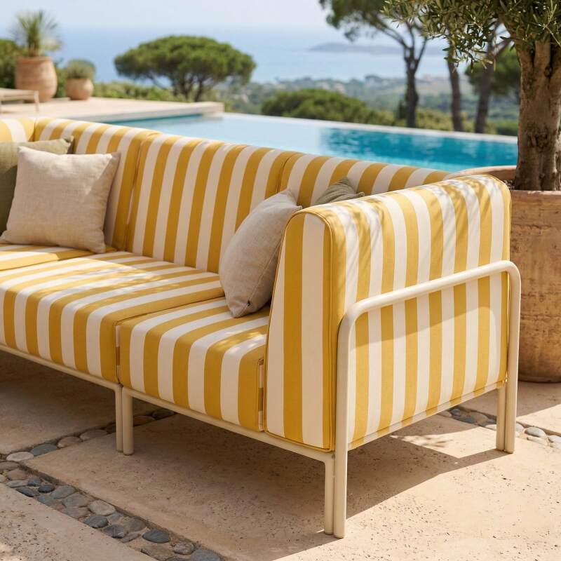 Modulare Gartenmöbel für 3 Personen bestehend aus 1 Sessel und 2 Ecksesseln im gestreiften Design (3/8)