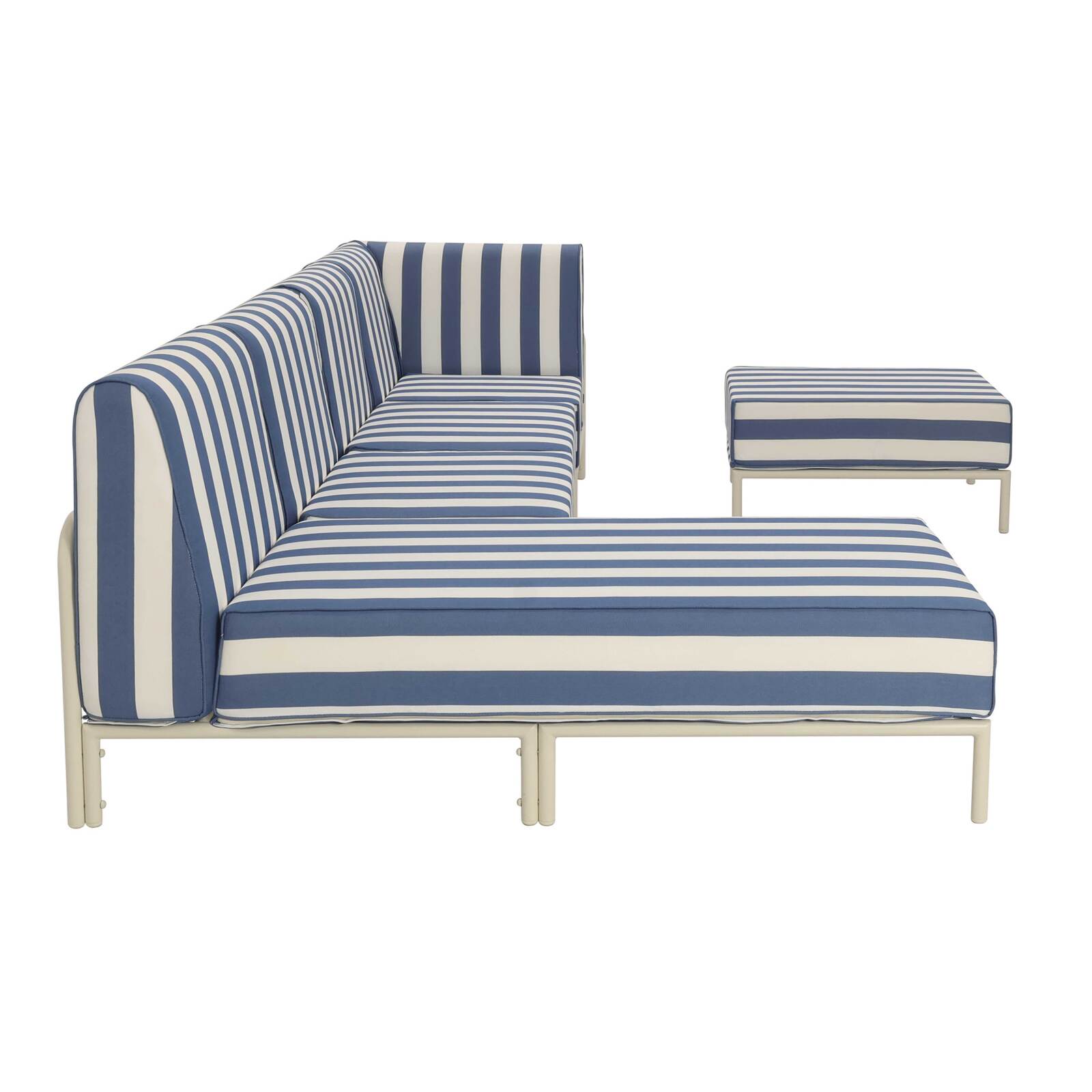 Modulare Gartenmöbel für 5 Personen bestehend aus 2 Sesseln, 1 Ecksessel, 1 Chaiselongue und 1 Sitzsack im gestreiften Design