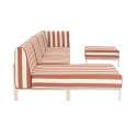 Modulare Gartenmöbel für 5 Personen bestehend aus 2 Sesseln, 1 Ecksessel, 1 Chaiselongue und 1 Sitzsack im gestreiften Design