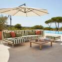 Modulare Gartenmöbel für 5 Personen bestehend aus 2 Sesseln, 1 Ecksessel, 1 Chaiselongue und 1 Sitzsack im gestreiften Design
