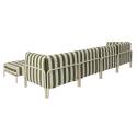 Modulare Gartenmöbel für 5 Personen bestehend aus 2 Sesseln, 2 Ecksesseln und 1 Sitzsack im gestreiften Design