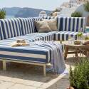 Modulare Gartenmöbel für 6 Personen bestehend aus 3 Sesseln, 1 Ecksessel, 1 Chaiselongue und 1 Sitzsack im gestreiften Design