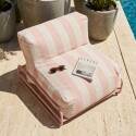 Sessel im gestreiften Design für ein modulares Outdoor-Sofa mit Gestell