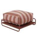 Sitzsack im gestreiften Design für ein modulares Outdoor-Sofa mit Gestell