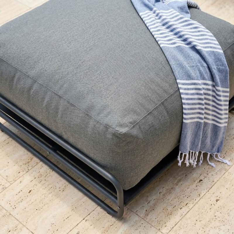 Modulare Gartenmöbel für 4 Personen mit Gestell, bestehend aus 1 Sessel, 2 Ecksesseln, 1 Sitzsack und 1 Couchtisch  (6/7)