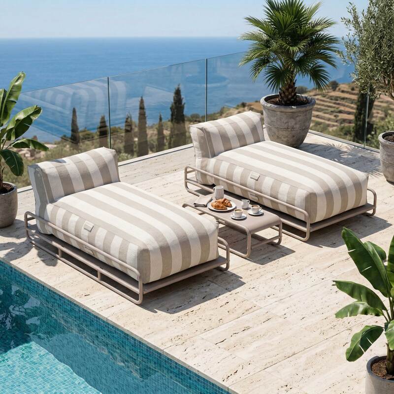 Modulare Gartenmöbel für 2 Personen mit Gestell, bestehend aus 2 gestreiften Chaiselongues und Couchtisch