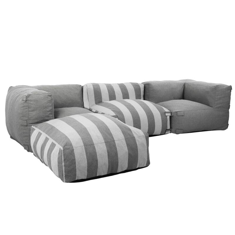 Modulare Gartenmöbel für 4 Personen bestehend aus 1 Sessel, 2 Ecksesseln und 1 Ottomane im gestreiften Design