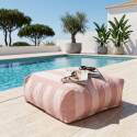 Modulare Gartenmöbel für 4 Personen bestehend aus 1 Sessel, 2 Ecksesseln und 1 Ottomane im gestreiften Design