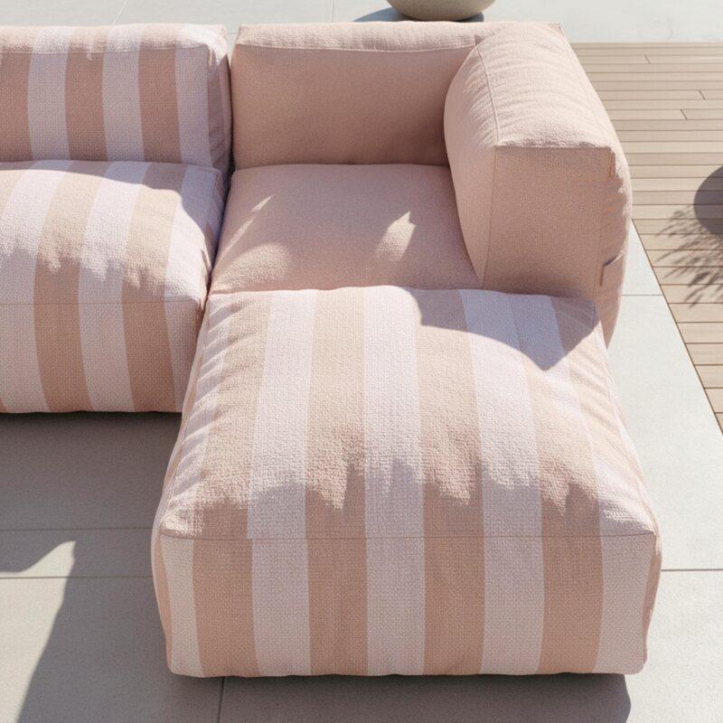 Modulare Gartenmöbel für 5 Personen bestehend aus 2 Kaminstühlen, 1 Ecksessel, 1 Chaiselongue und 1 Hocker im gestreiften Design (3/7)