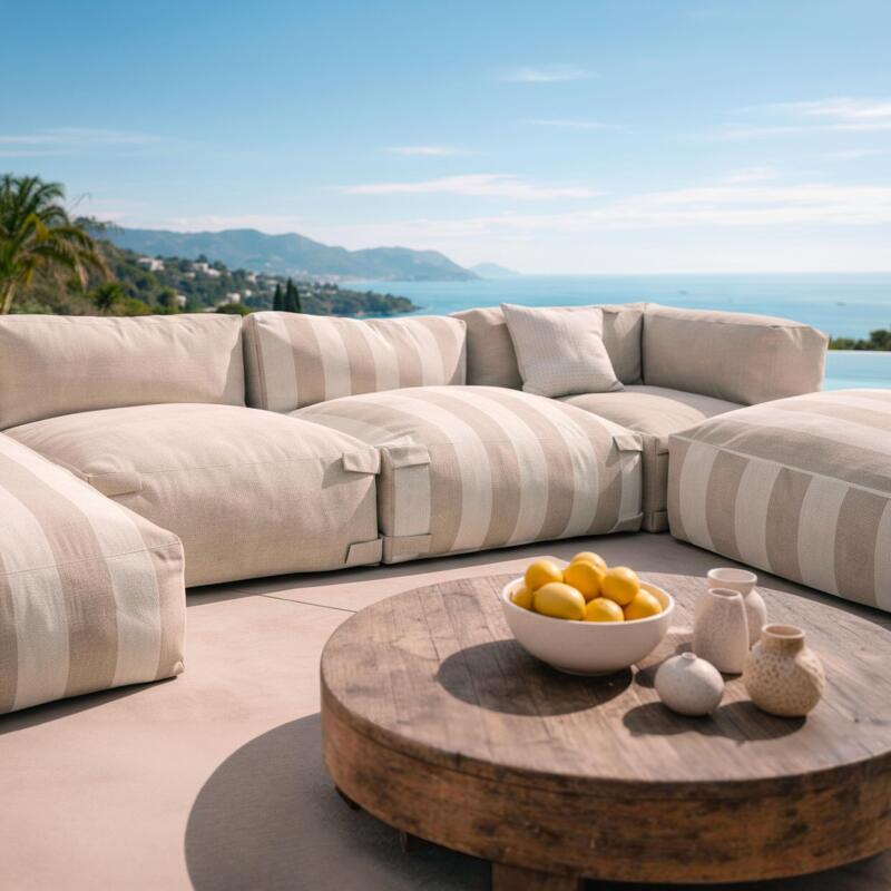 Modulare Gartenmöbel für 5 Personen bestehend aus 2 Kaminstühlen, 1 Ecksessel, 1 Chaiselongue und 1 Hocker im gestreiften Design (3/7)