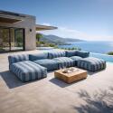 Modulare Gartenmöbel für 5 Personen bestehend aus 2 Kaminstühlen, 1 Ecksessel, 1 Chaiselongue und 1 Hocker im gestreiften Design