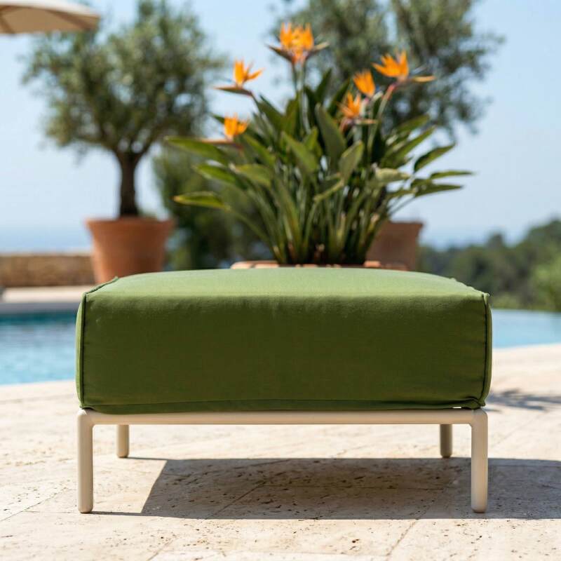 Sitzsack für ein modulares Outdoor-Sofa (3/5)