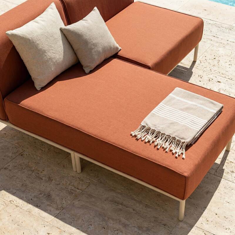 Modulare Gartenmöbel für 2 Personen bestehend aus 1 Sessel und 1 Chaiselongue (3/7)