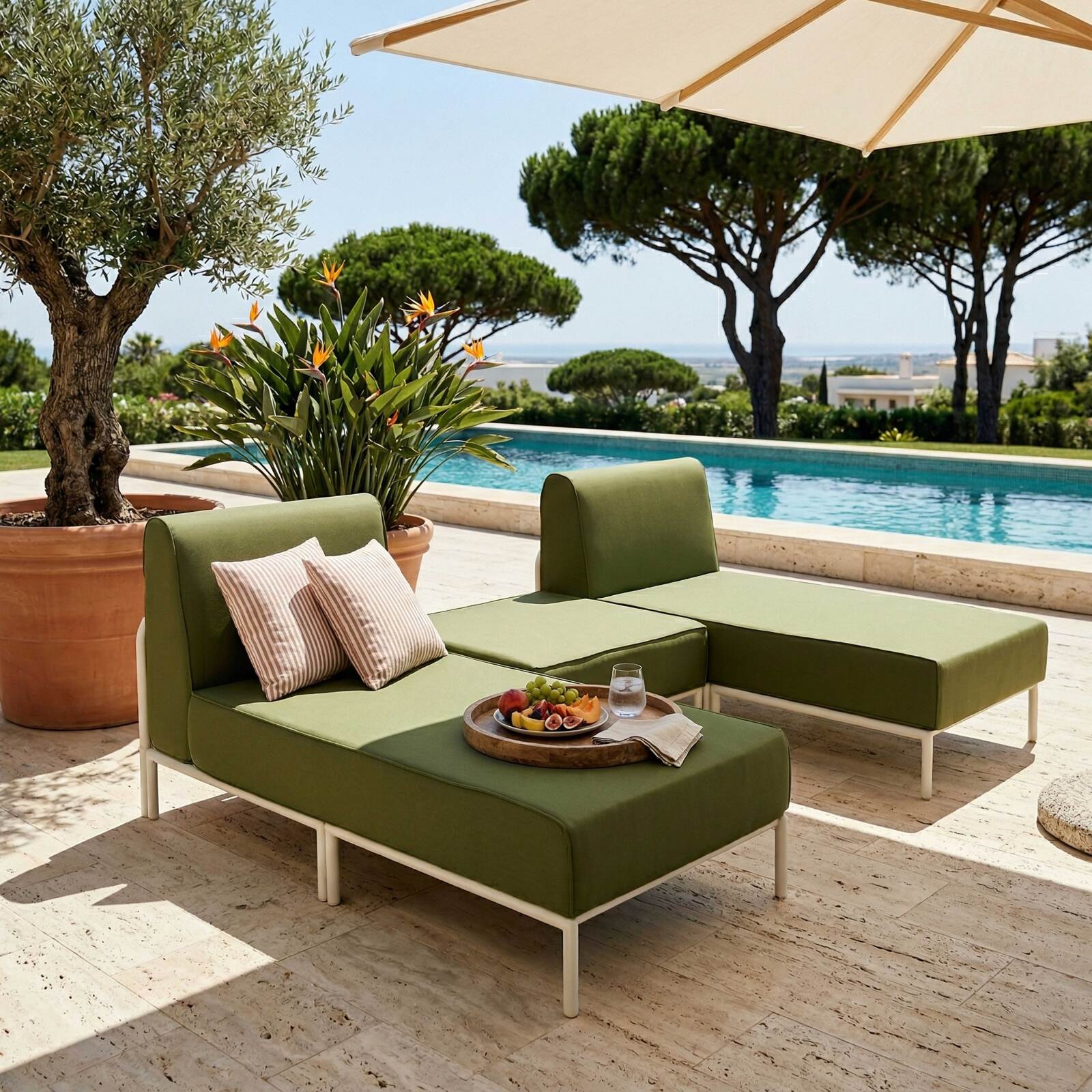 Modulare Gartenmöbel für 2 Personen bestehend aus 2 Chaiselongues und 1 Sitzsack