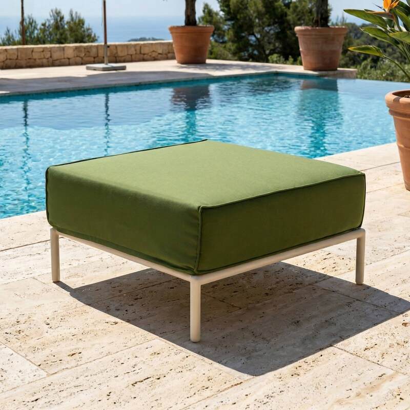 Modulare Gartenmöbel für 5 Personen bestehend aus 2 Sesseln, 2 Ecksesseln und 1 Sitzsack (6/7)