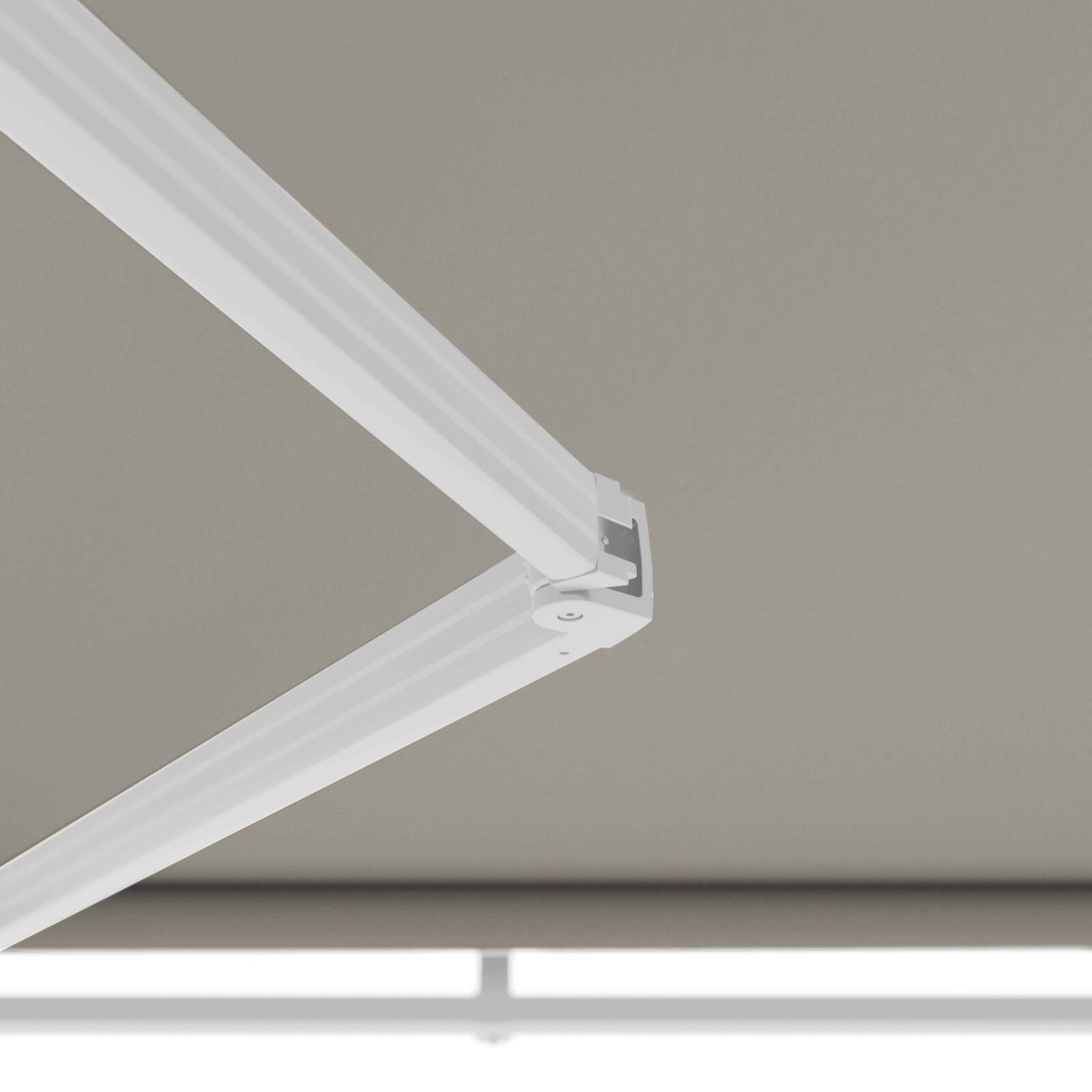 Manuelle Markise mit Halbkassette 3x2,50 m