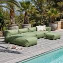 Modulare Gartenmöbel für 5 Personen bestehend aus 2 Kaminstühlen, 1 Ecksessel, 1 Chaiselongue und 1 Sitzsack