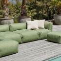 Modulare Gartenmöbel für 5 Personen bestehend aus 2 Kaminstühlen, 1 Ecksessel, 1 Chaiselongue und 1 Sitzsack