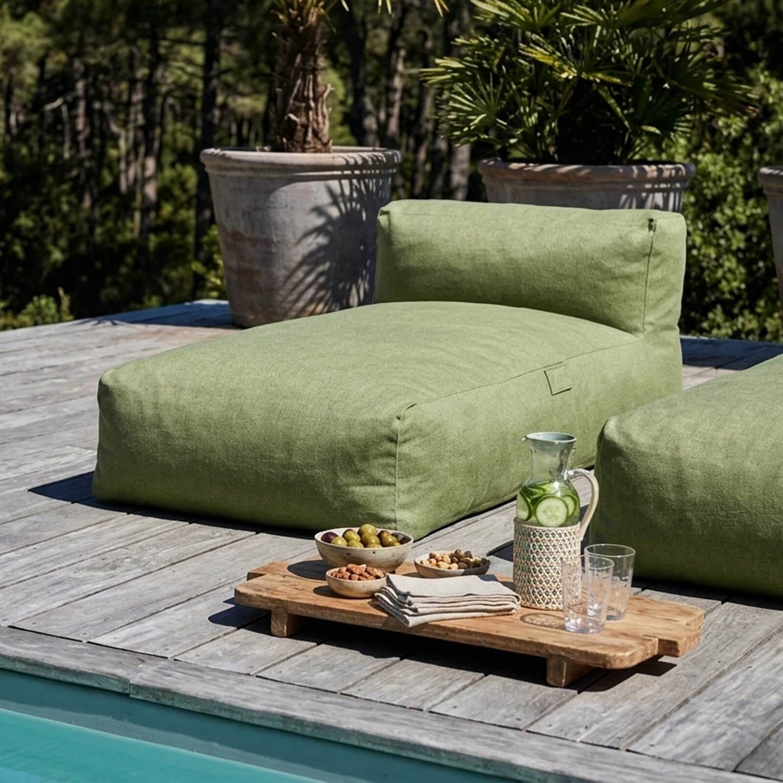 Chaiselongue für modulare Gartenmöbel