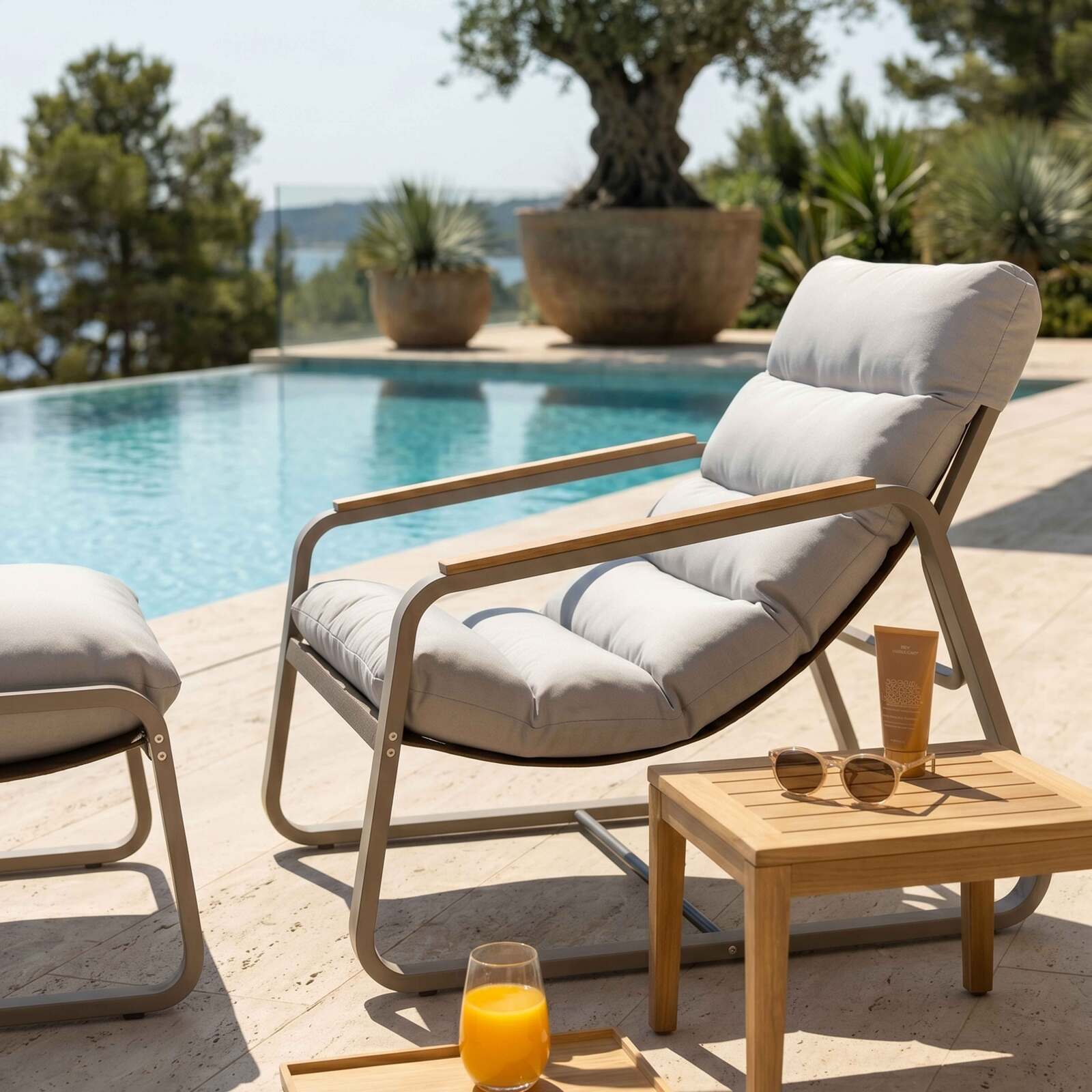 Relax Gartensessel aus Metall und Textilene mit Fußstütze