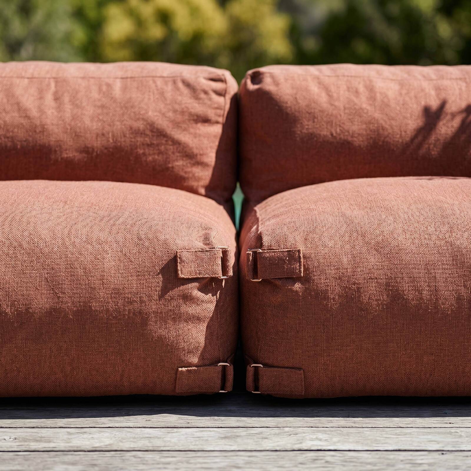 Modulare Gartenmöbel für 2 Personen bestehend aus 2 Stühlen