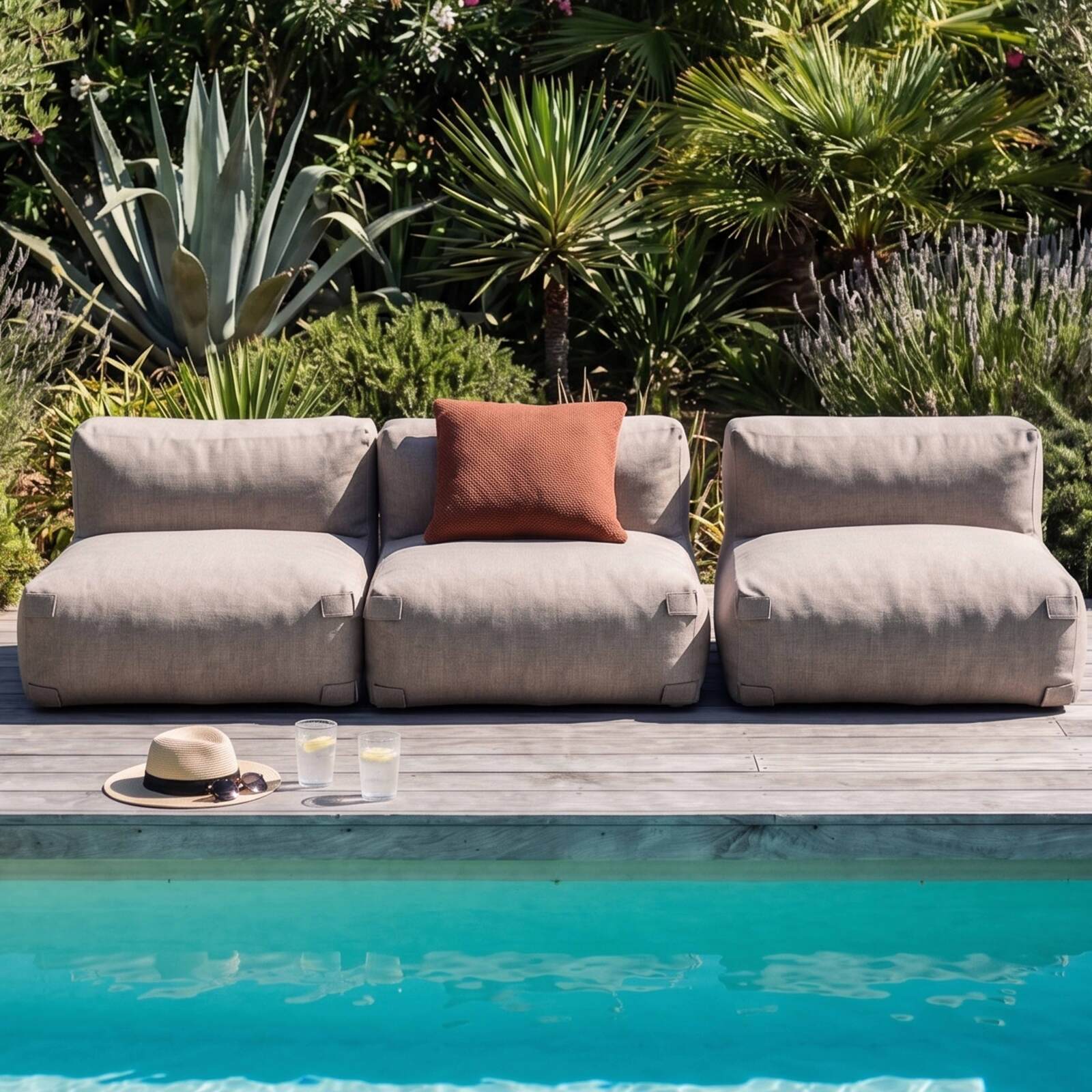 Modulare Gartenmöbel für 3 Personen bestehend aus 3 Stühlen