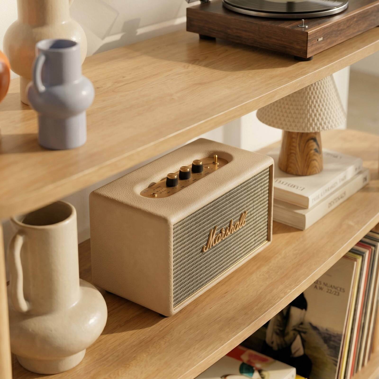 Hohes Regal in Holzoptik, 120x145 cm