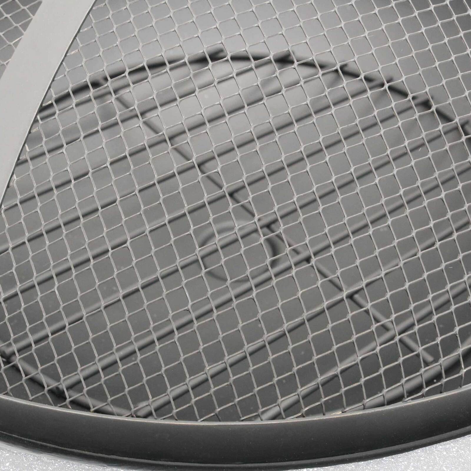 Runder Grill aus Kunststein (Ø64,5 x 48,5 cm)