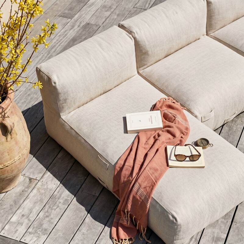 Modulare Gartenmöbel für 7 Personen bestehend aus 5 Sesseln und 2 Chaiselongues (3/7)