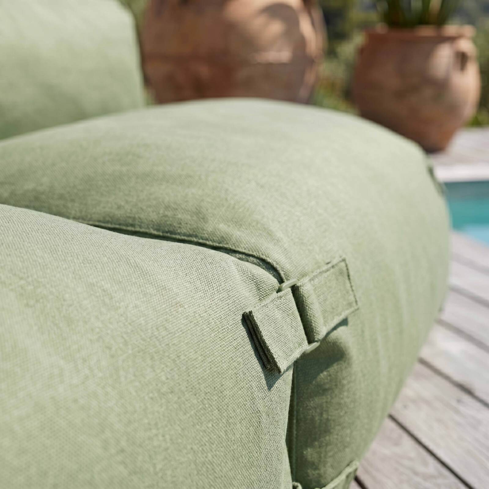 Modulare Gartenmöbel für 3 Personen bestehend aus 2 Sesseln und 1 Chaiselongue