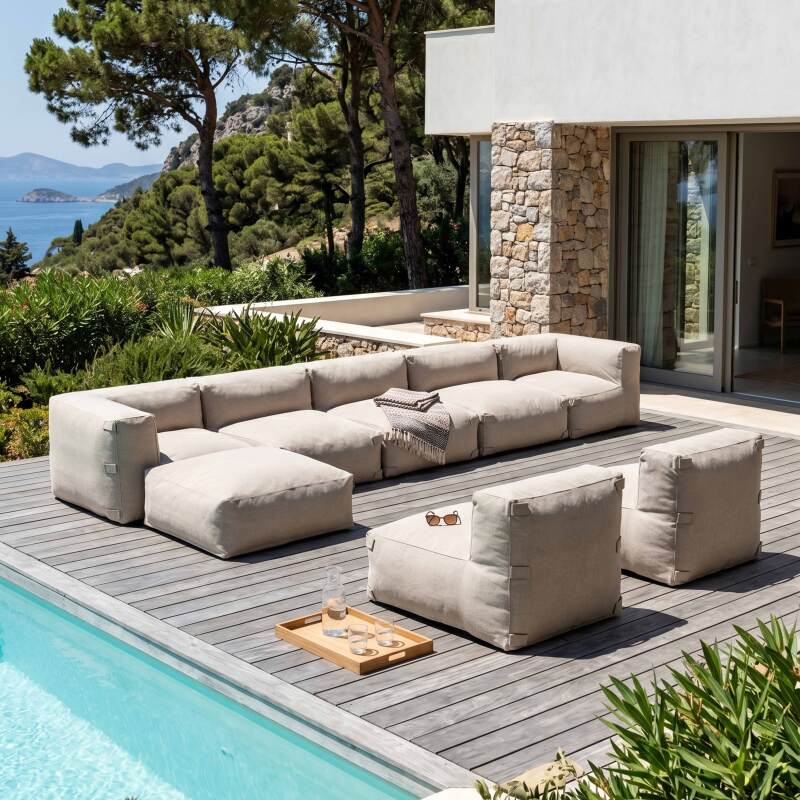 Modulare Gartenmöbel für 8 Personen bestehend aus 5 Sesseln, 2 Ecksesseln und 1 Sitzsack