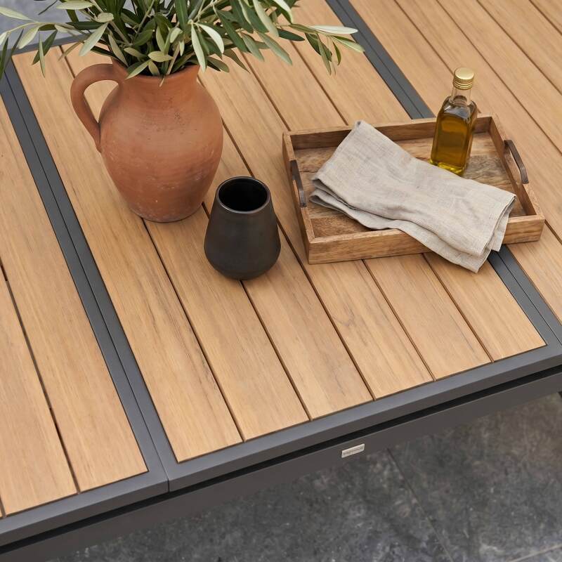 Ausziehbarer Gartentisch aus Aluminium und Holzoptik 8 bis 10 Personen 187/250x90 cm (2/7)
