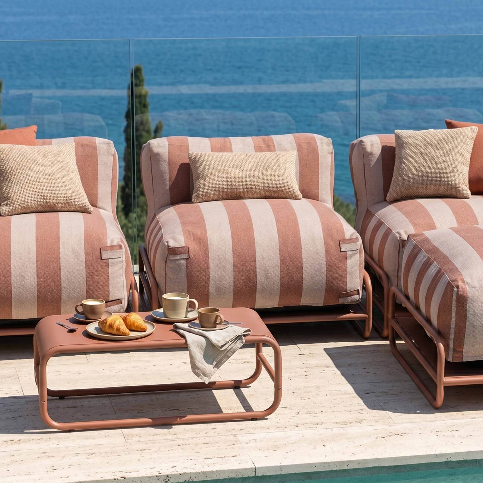 Modulare Gartenmöbel, gestreift für 4 Personen mit Gestell, 3 Sesseln, 1 Pouf und Couchtisch