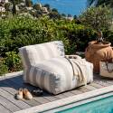 Sessel im gestreiften Design für ein modulares Outdoor-Sofa