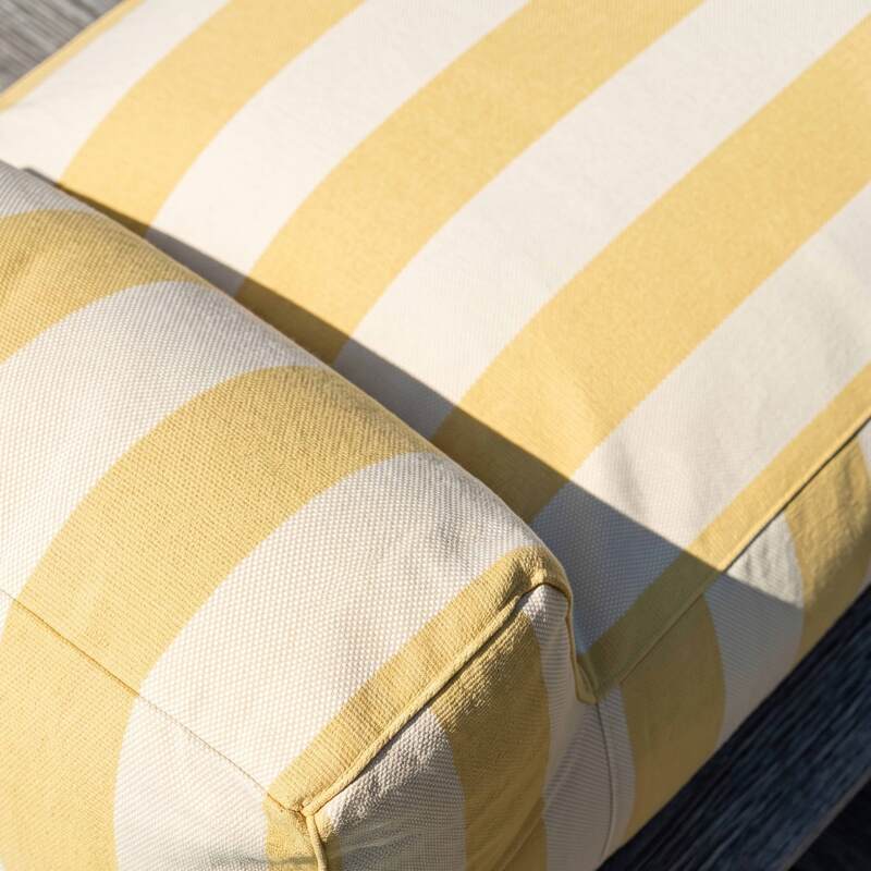 Chaiselongue im gestreiften Design für ein modulares Outdoor-Sofa (4/7)