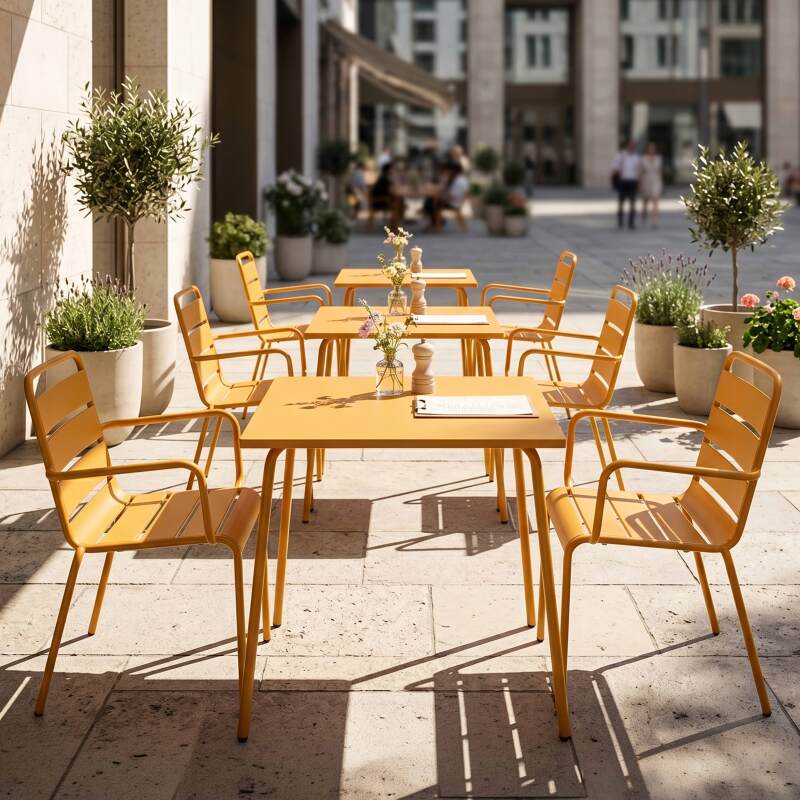 Gartentisch im Bistro-Stil, quadratisch, aus Metall, 70x70 cm, und 2 Stühle mit Armlehnen (3/7)