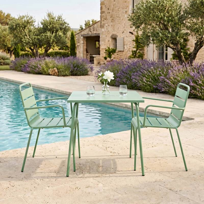 Gartentisch im Bistro-Stil, quadratisch, aus Metall, 70x70 cm, und 2 Stühle mit Armlehnen